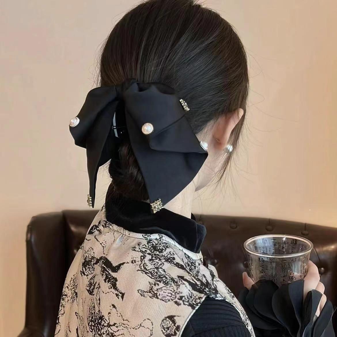 Hi Tech Accessories - Hepburn estilo high-end clipe de seda